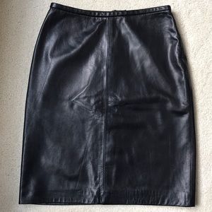 Oscar de la Renta leather pencil skirt, size 2